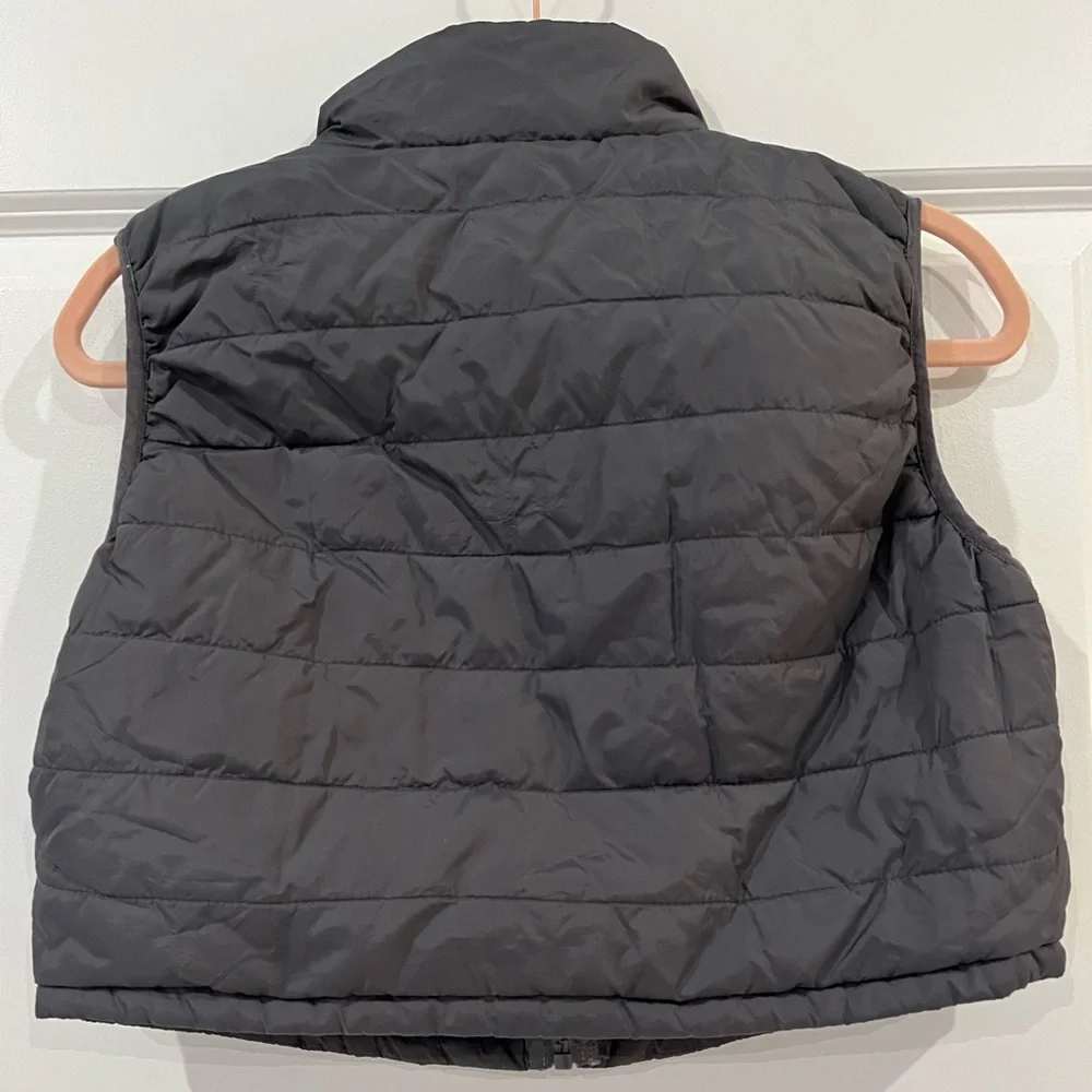 Camellia Zip Up Cropped Puffer Vest - Picture 2 of 3